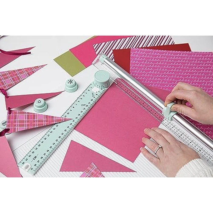 Sizzix Scoring Board & Trimmer (30cm x 30cm) | Tool for Creating Envelopes, 3-D Boxes, Trimming & Measuring | 665797 by Sizzix - Image 3