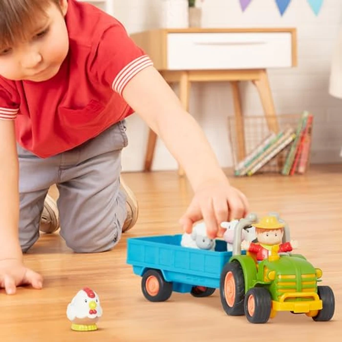 Battat - Farm Toys for Toddlers, Kids - Lights & Sounds Toy Tractor - 7 Pieces Pretend Play Set - Tractor, Trailer, Animals - 18+ Months by Battat - Image 2