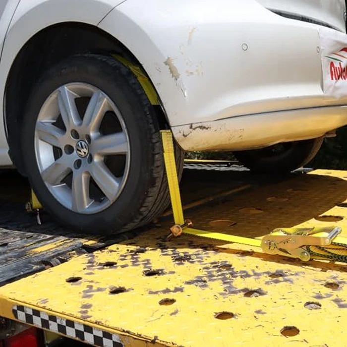 Autofonder Car Hauler Straps Heavy Duty 10,000 lbs Break Strength-3-Point Tire Tie Down Straps for Trailers,Over The Wheel Tie Downs with Rubber Cleats for SUV,Truck,ATV,UTV by Autofonder - Image 2