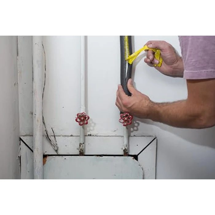 Duck Brand Foam Pipe Covers, Pipe Insulation Foam Tubes for Hot and Cold Water Pipes, Pre Slit and Self Sealing Adhesive Edge, 0.75 in. x 1 Ft., 6 Sticks Per Package, 6 Feet Total, Black by Duck Brand - Image 4