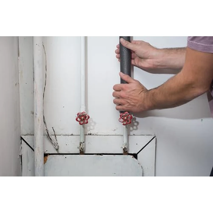 Duck Brand Foam Pipe Covers, Pipe Insulation Foam Tubes for Hot and Cold Water Pipes, Pre Slit and Self Sealing Adhesive Edge, 0.75 in. x 1 Ft., 6 Sticks Per Package, 6 Feet Total, Black by Duck Brand - Image 5