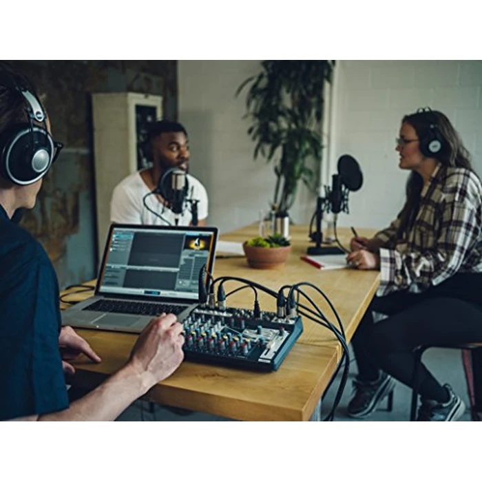 Soundcraft Notepad-12FX Small-format Analog Mixing Console with USB I/O and Lexicon Effects by Soundcraft - Image 2