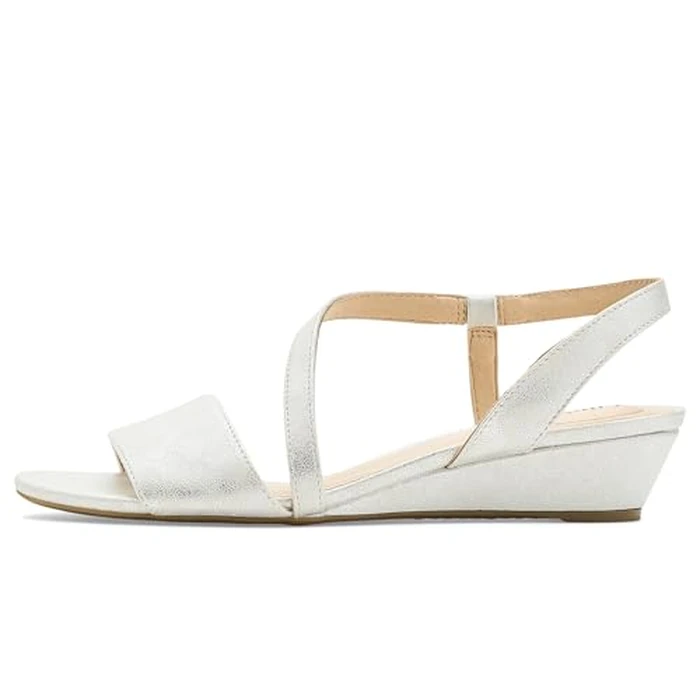 LifeStride Women's Yasmine Wedge Sandal, Silver 1, 8.5 Wide by LifeStride - Image 4