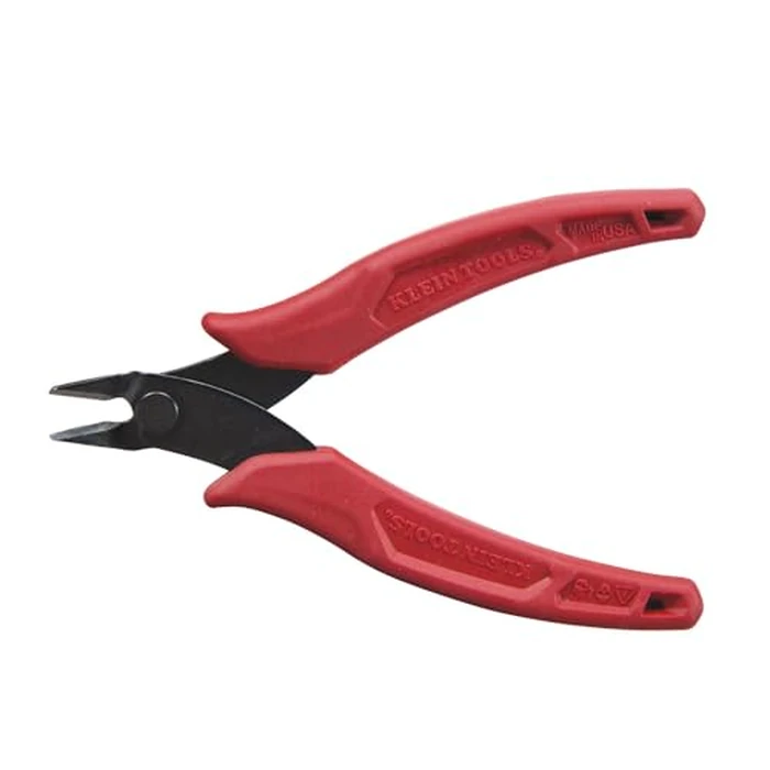 Klein Tools D275-5 Diagonal Flush Cutters, Made in USA, Micro Wire and Compact Zip Tie Cutter, Ultra-Slim Precision for Work in Confined Areas, 5-Inch by KLEIN TOOLS - Used - Good condition - US$7.60