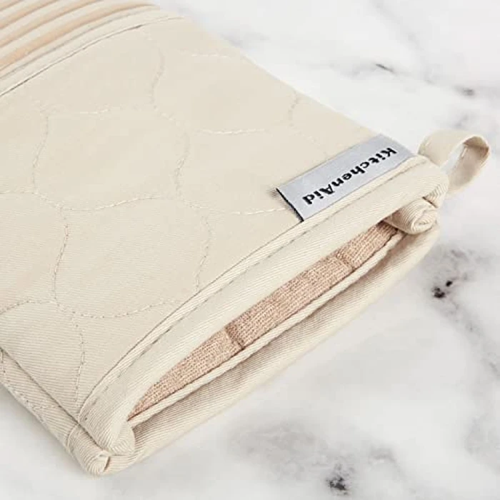 KITCHENAID Quilted Cotton Terry Cloth Oven Mitt, Pot Holder, Kitchen Towel 4-Pack Set, Heat Resistant, Silicone Grip, 16"x26", 7"x13" & 7"x10", Milkshake by KitchenAid - Image 7