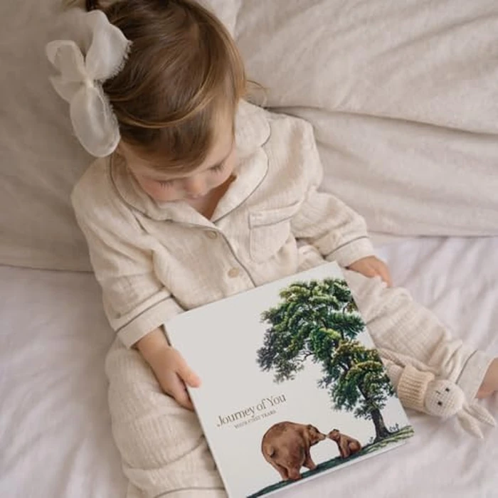 Modern Keepsake Baby Memory Book - Neutral & Elegant Newborn Milestone Journal and Keepsake Album, Premium Journal Scrapbook Photo Album for Boys & Girls, First Year Baby Gift by Mapes - Image 5