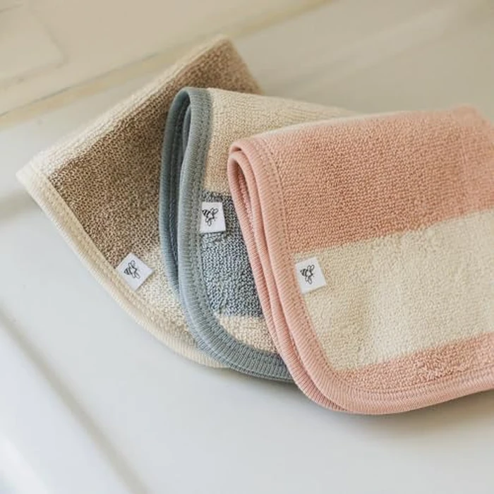 Burt's Bees Baby Hooded Woven Terry Towels Organic Cotton, Unisex Bath Essentials, Soft Nursery Towel for Infants, Toddlers, Kids by Burt's Bees Baby - Image 4