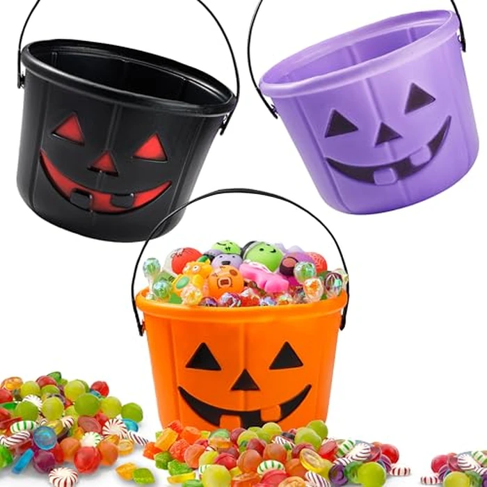 JOYIN 6PCS Halloween Trick or Treat Pumpkin Bucket, Orange Plastic Candy Bucket for Trick or Treating, Black Purple Jack O Lantern Basket and Pails with Handle for Kids Halloween Party Favor Supplies by JOYIN - Used - Very Good condition