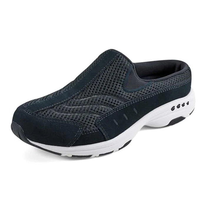 Easy Spirit Women's Traveltime Shoe, Navy, 8.5 M US by Easy Spirit - Used - Very Good condition - CA$41.28