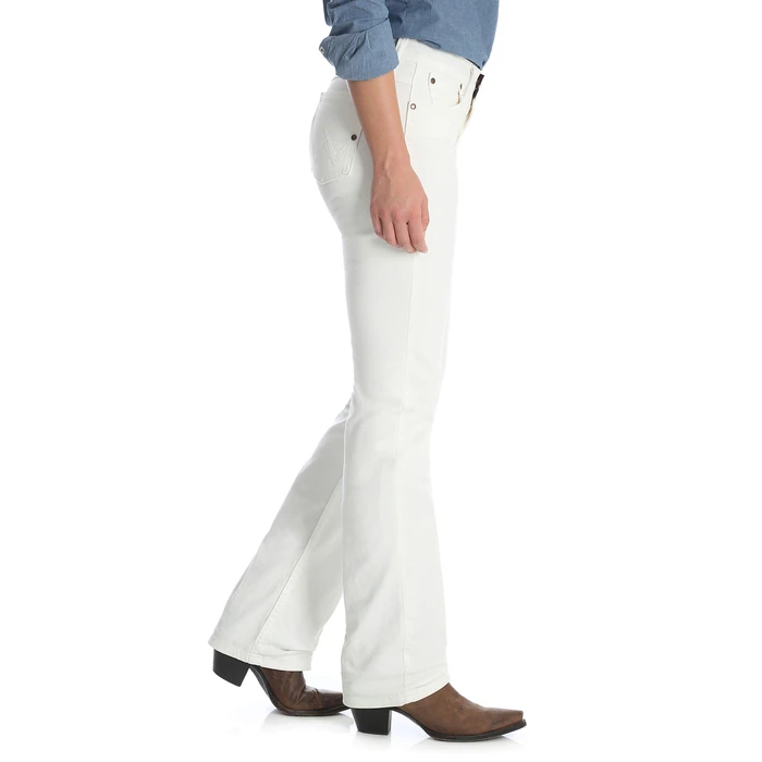 Wrangler Womens Q-Baby Mid Rise Boot Cut Ultimate Riding Jean, White Storm, 13-34 by Wrangler - Image 2