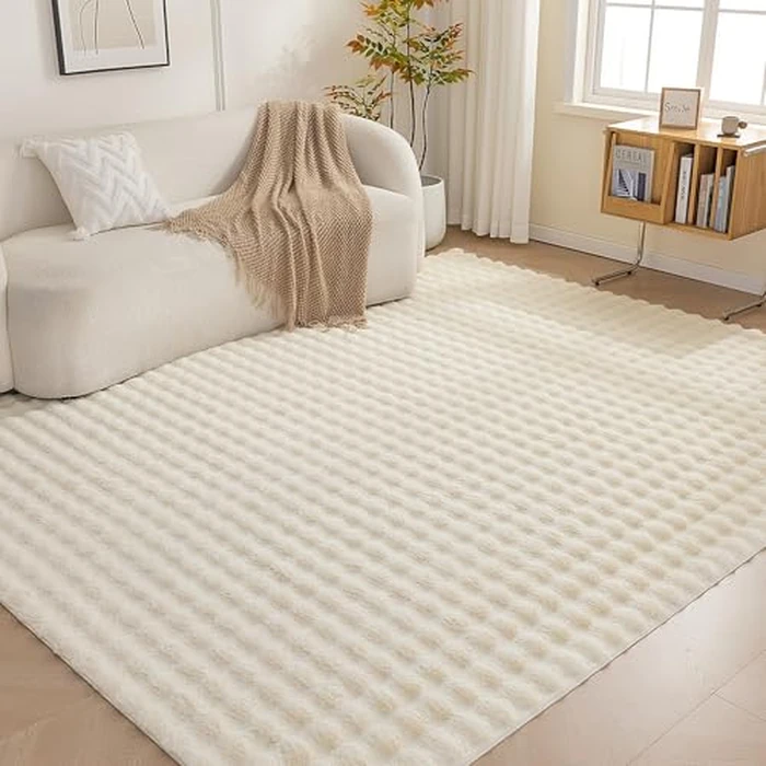 Amazon Basics Indoor Area Rug, 3D Bubble Washable Home Decor Carpet for Living Room, Bedroom, 5' W x 7' L, Beige by Amazon Basics - Image 1