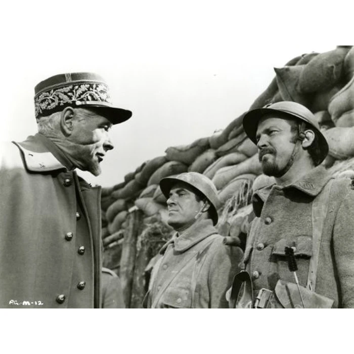 Paths of Glory (The Criterion Collection) [DVD] by The Criterion Collection - Image 3