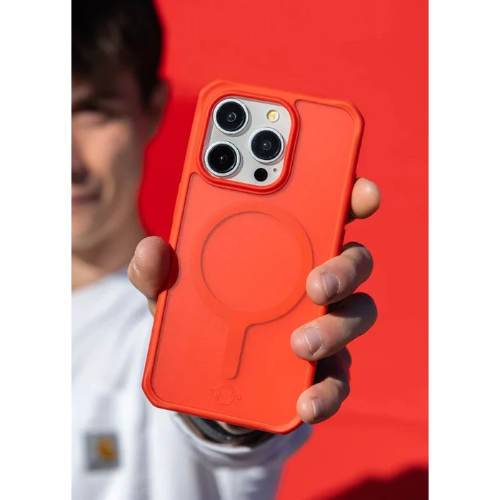 ITSKINS HYBRID R // FROST Phone Case with MagSafe for iPhone 15 Pro - Red - Brand New by ITSKINS - Image 6