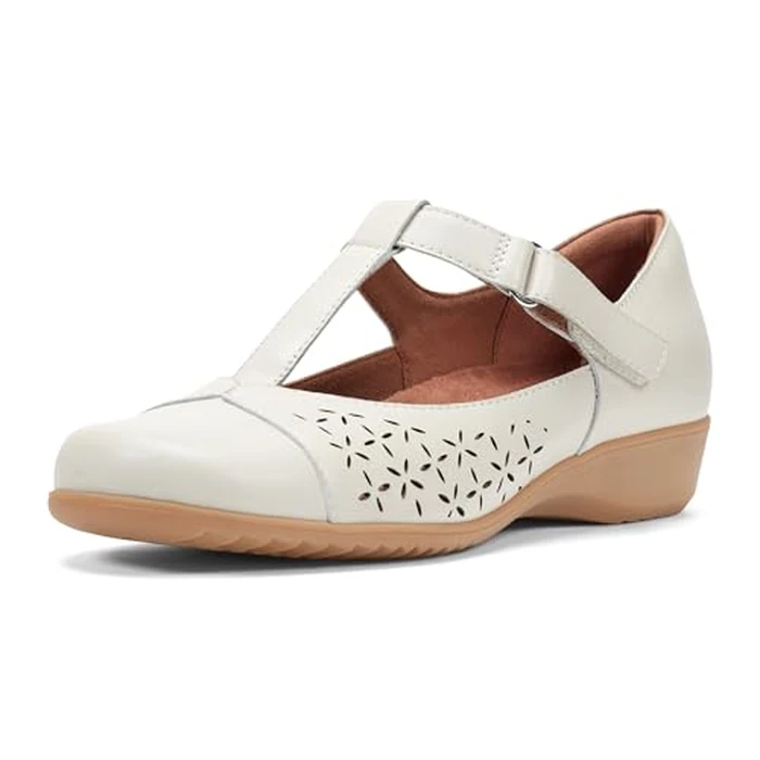 Cobb Hill Rowen Women's Slip On, 7.5 2A(N) US, Ivory by Cobb Hill - Used - Like New condition - US$77.12