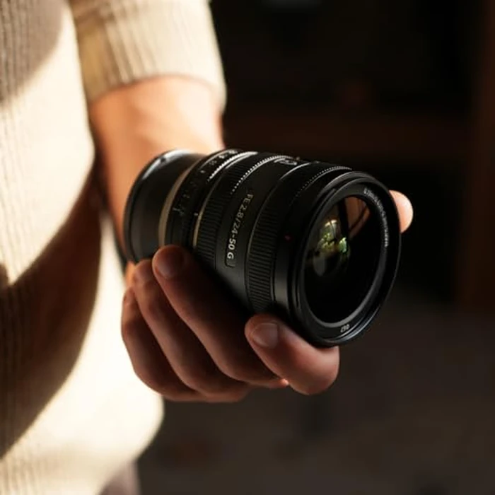 FE 24-50mm F2.8 G by Sony - Image 2