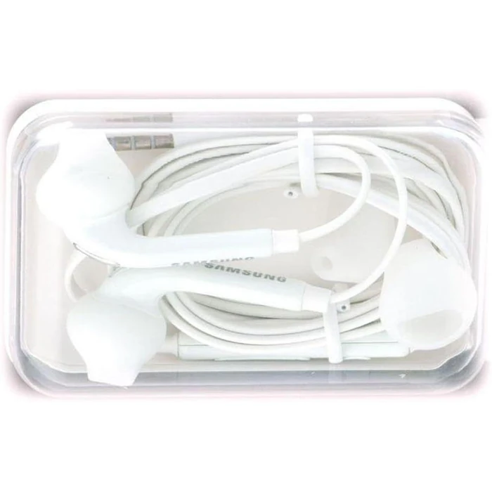 Samsung OEM Wired 3.5mm Headset with Universal Compatibility (EG920LW) - White by Samsung - Image 2