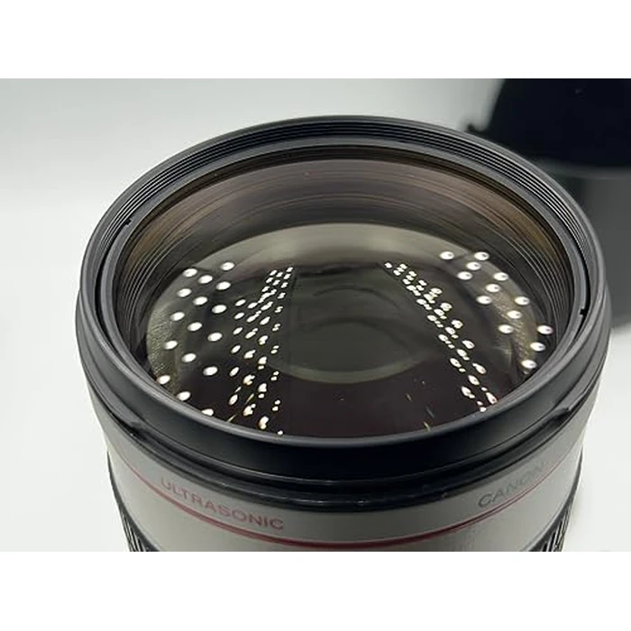 Canon EF 300mm f/4L is USM Telephoto Fixed Lens for Canon SLR Cameras by Canon - Image 2