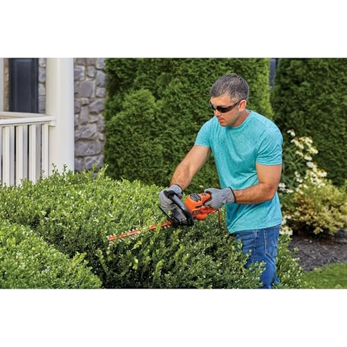 BLACK+DECKER Electric Hedge Trimmer, 16-Inch 3.0 Amp Compact Corded Power Hedge Trimmer (BEHT100) by BLACK+DECKER - Image 7