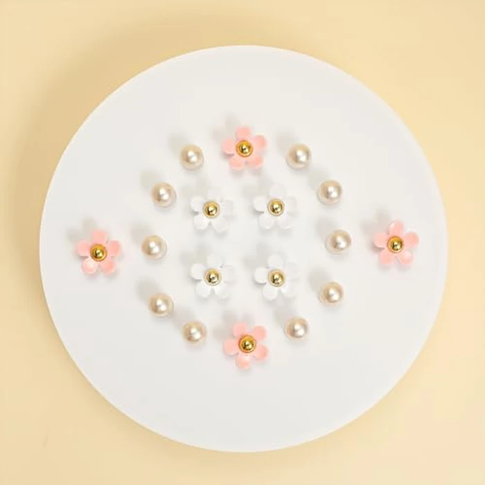 Ziigole Cute Flower Shoe Charms for Women, 18Pcs Acrylic Pink Daisy Charms with Pearls Decoration for Girls' Clog Sandals, DIY Shoe Decoration Charms, Perfect Birthday Party Favors by Ziigole - Image 4