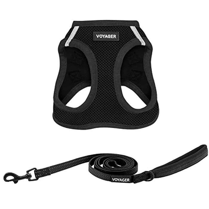 Best Pet Supplies Voyager Step-in Air All Weather Mesh Harness and Reflective Dog 5 ft Leash Combo with Neoprene Handle, for Small, Medium and Large Breed Puppies - Black, L by Best Pet Supplies - Used - Like New condition