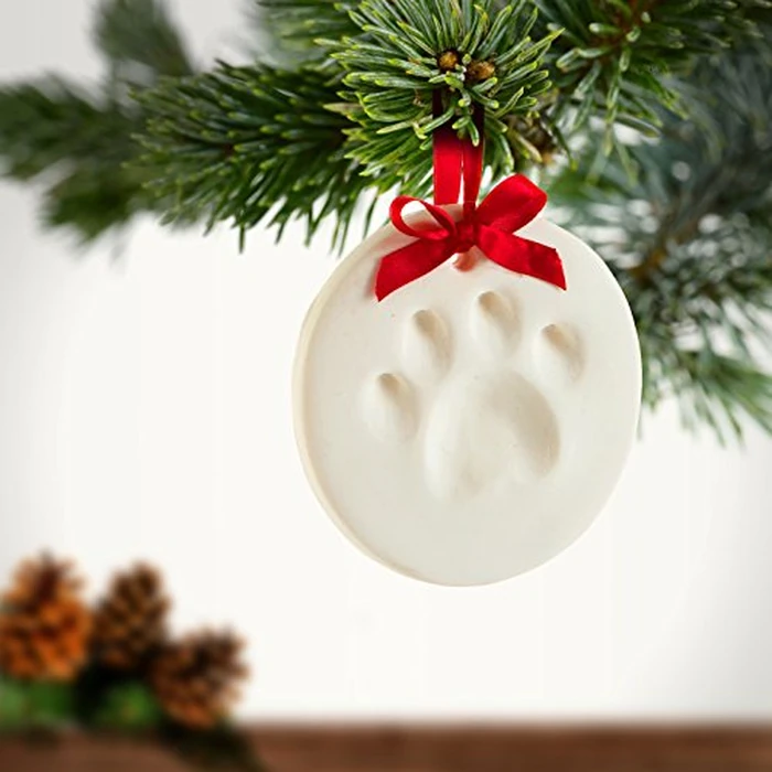 Kate & Milo Round Holiday DIY Pet Pawprints Ornament, Clay Impression Kit, Pet Owner Gifts, White by Kate & Milo - Image 5