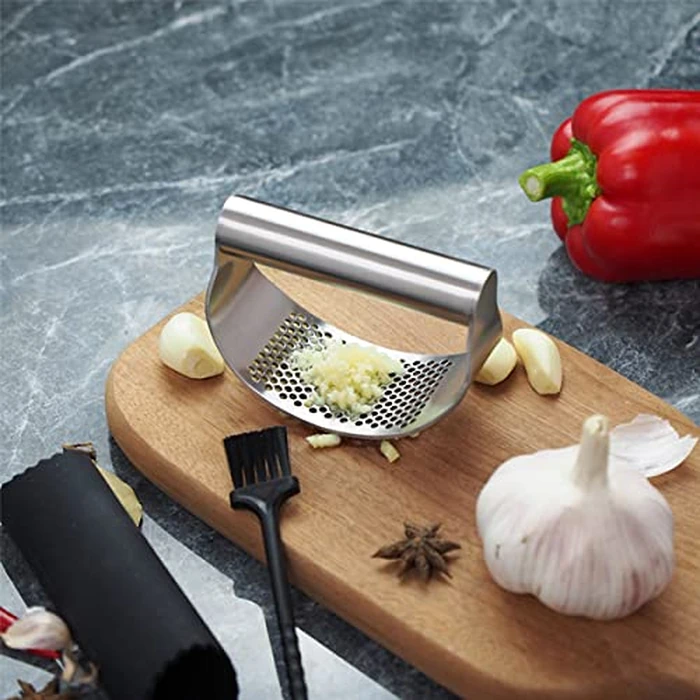 430 Stainless Steel Garlic Press, Garlic Crusher, Garlic Cutter, Garlic Grinder, Multifunctional Garlic Grinder Kitchen Utensils Easy to Clean for Home Use by ZLHETWT - Image 4