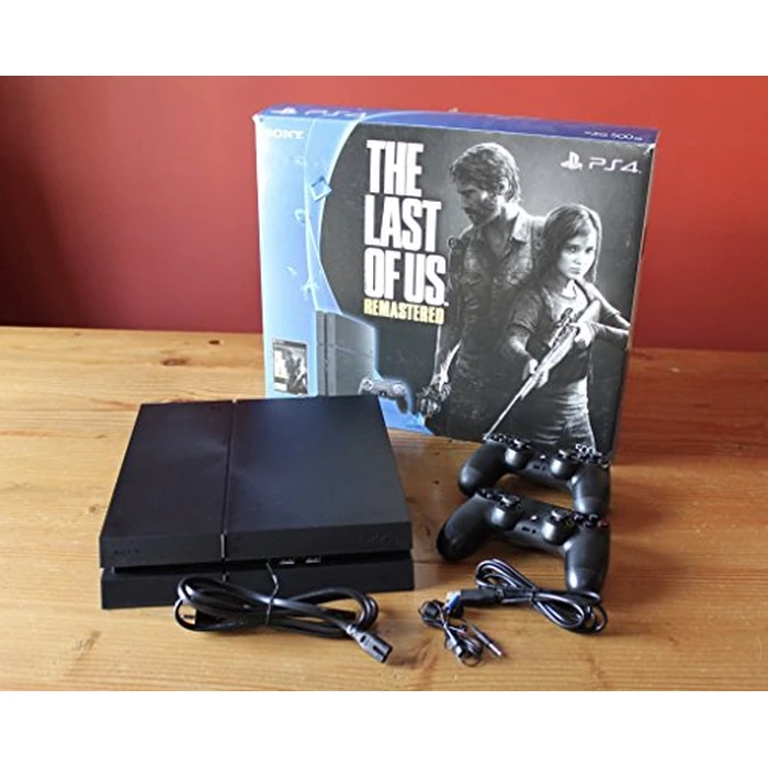PlayStation 4 500GB Hardware Bundle by PlayStation - Used - Very Good condition - CA$397.84
