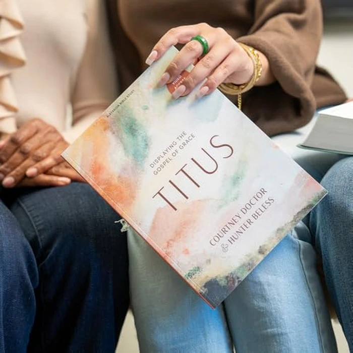 Titus - Bible Study for Women with Video Access: Displaying the Gospel of Grace by Lifeway Press - Image 2