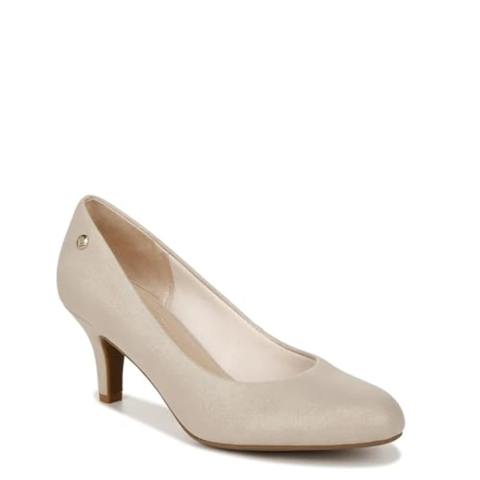 LifeStride Women's Parigi Pump, Platino Gold Metallic, 8 Wide by LifeStride - Image 1