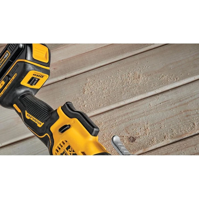 Dewalt DCS356C1-R 20V MAX* XR 3-Speed Cordless Oscillating Multi-Tool Kit by Dewalt - Image 7
