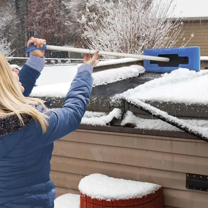 Snow Joe 2-in-1 SnowBroom Go with Ice Scraper & 18" to 23" Telescoping Handle - Compact & Lightweight Dual-Head Car Windshield Snow Remover with Soft Foam Brush for Trucks, SUVs & Sedans, SJBLZD-GO by Snow Joe - Image 8