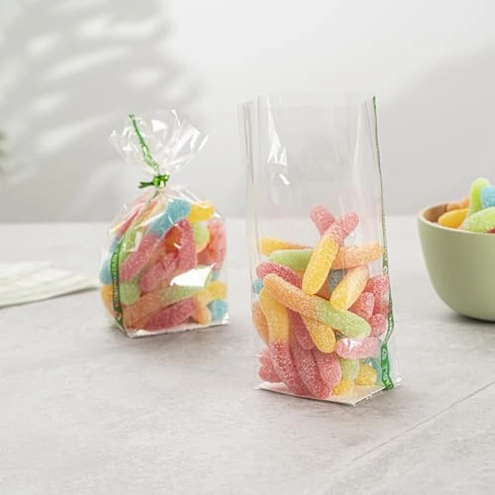 Resturantware Plastic Gusset Bags 100 Count 2" x 1 1/2" x 5" Wicker Dispensing Bottom Gusset Clear Plastic Bags Heat Sealable For Sourdough Bread Cookies Pastries Rolls For Home Bakers And Bakeries by Restaurantware - Image 4