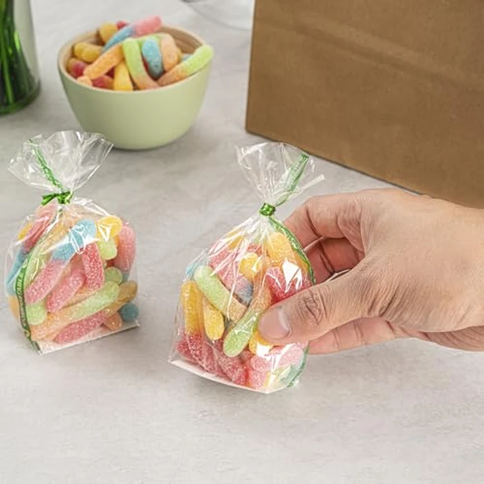 Resturantware Plastic Gusset Bags 100 Count 2" x 1 1/2" x 5" Wicker Dispensing Bottom Gusset Clear Plastic Bags Heat Sealable For Sourdough Bread Cookies Pastries Rolls For Home Bakers And Bakeries by Restaurantware - Image 5