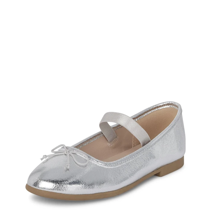 The Children's Place,Girls Closed Toe Ballet Flats,Silver,Big Kid,5 by The Children's Place - Used - Like New condition - US$20.27
