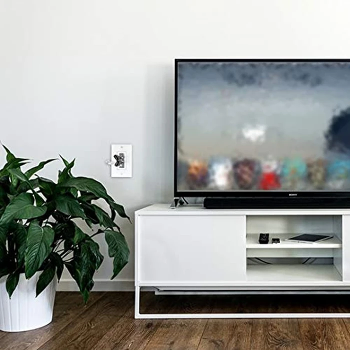 Legrand - OnQ HDMI in-Wall Connection Kit for Cable Management, Cable Pass Through Strap Conceals Cabling Behind The Wall, White, 2 Count, HT2000WHV1 by On-Q - Used - Like New condition - CA$14.86